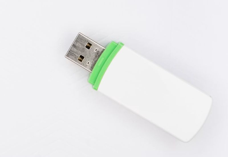 Китайські USB-флешки викрили: шкідливе ПЗ заражає пристрої ще на заводі