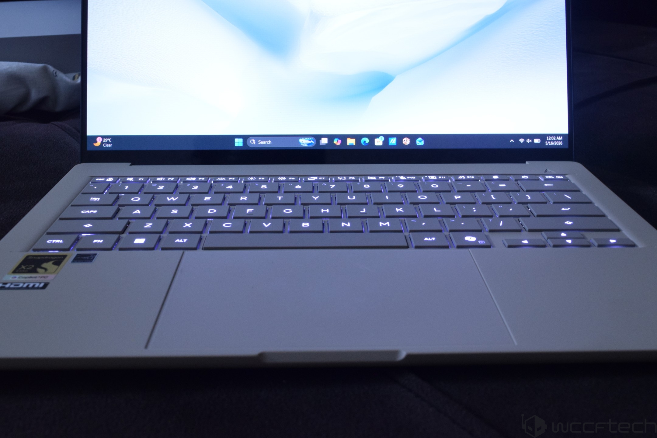 ASUS Zenbook A14: Огляд ультралегкого ноутбука зі Snapdragon X2 Elite Extreme та блискавичним процесором 26