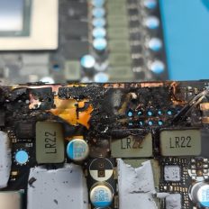 Qualcomm Dragonfly: масштабована платформа для AI-фабрик майбутнього 14 Qualcomm Dragonfly: масштабована платформа для AI-фабрик майбутнього 14