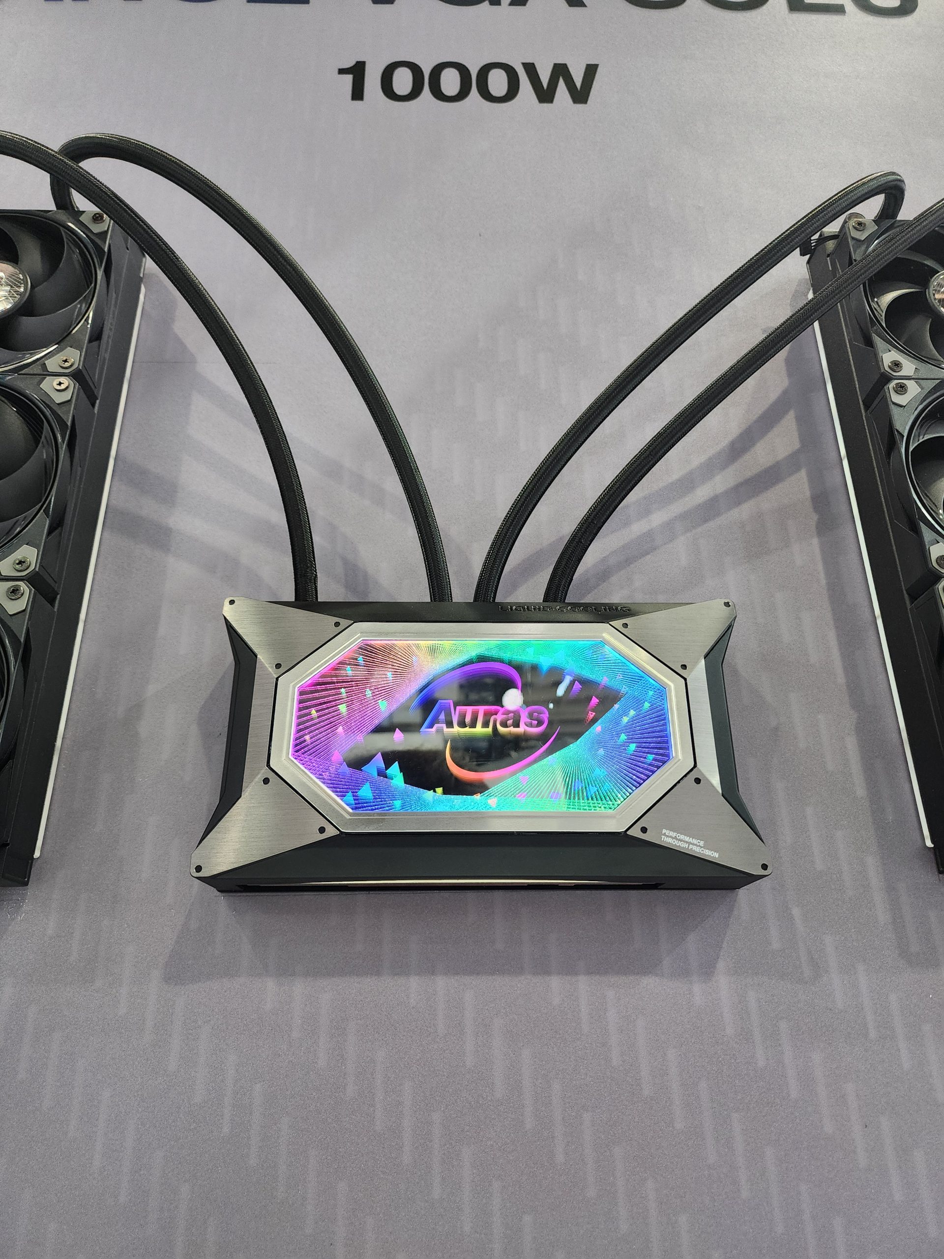 Виробник охолодження ставить на 1000W GPU: монстр з двома 360мм AIO натякає на майбутнє RTX-карт NVIDIA 7 Виробник охолодження ставить на 1000W GPU: монстр з двома 360мм AIO натякає на майбутнє RTX-карт NVIDIA 7