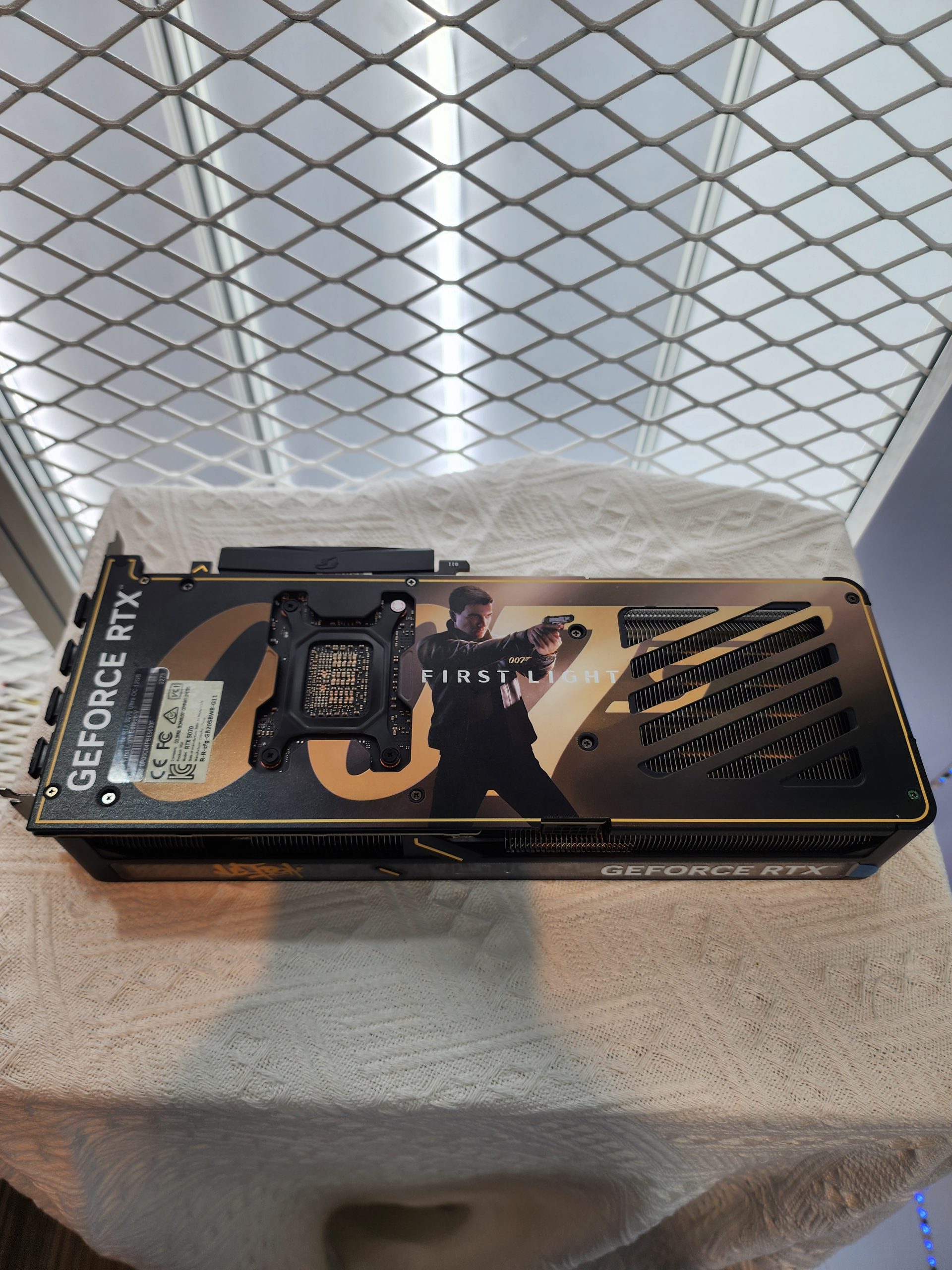 Colorful спростовує чутки про заборону RTX 5090 D v2, презентує Arcanix з двома 16-піновими роз'ємами та плату Vulcan White з заводським розгоном 18 Colorful спростовує чутки про заборону RTX 5090 D v2, презентує Arcanix з двома 16-піновими роз'ємами та плату Vulcan White з заводським розгоном 18