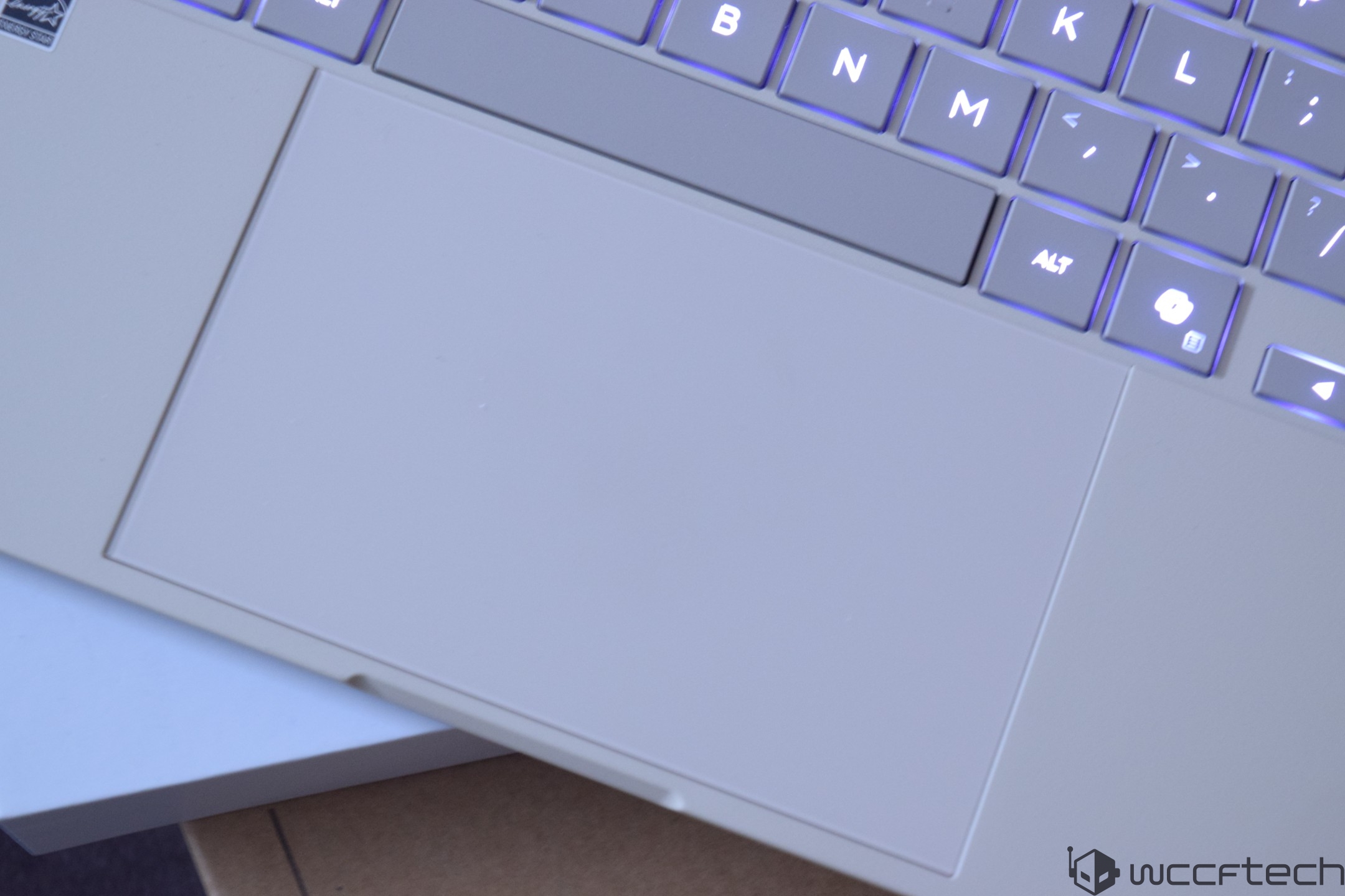 ASUS Zenbook A14: Огляд ультралегкого ноутбука зі Snapdragon X2 Elite Extreme та блискавичним процесором 11