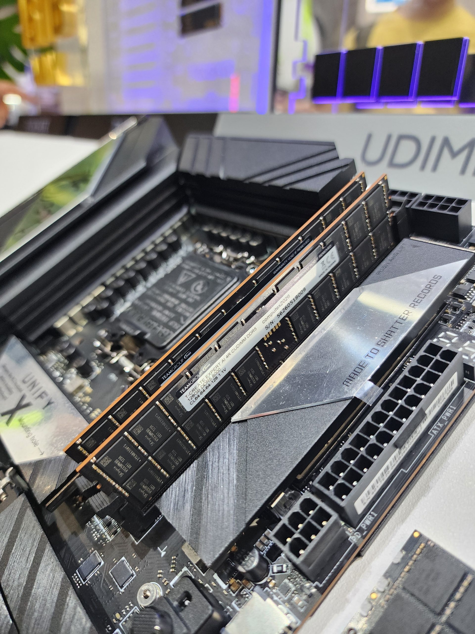 Teamgroup презентує карбонові DDR5 та SSD, дерев'яний дизайн і CUDIMM на 128 ГБ 3 Teamgroup презентує карбонові DDR5 та SSD, дерев'яний дизайн і CUDIMM на 128 ГБ 3