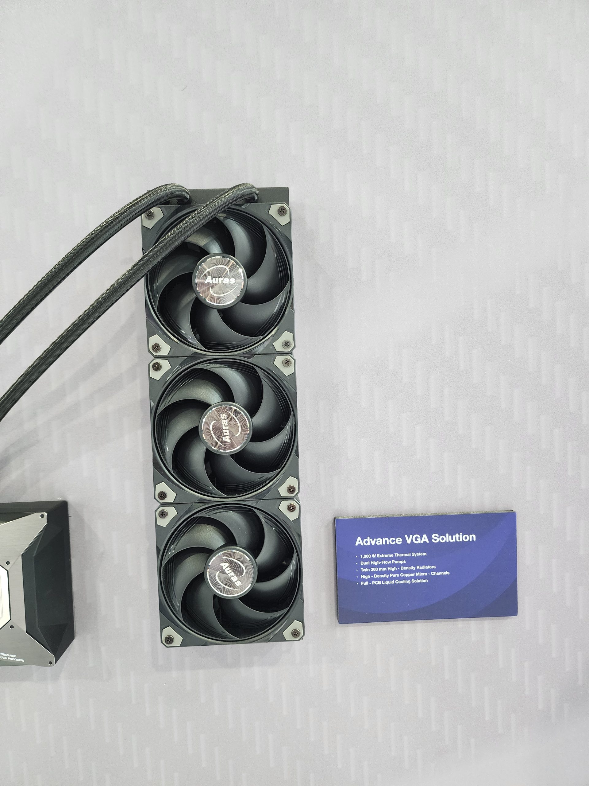 Виробник охолодження ставить на 1000W GPU: монстр з двома 360мм AIO натякає на майбутнє RTX-карт NVIDIA 6 Виробник охолодження ставить на 1000W GPU: монстр з двома 360мм AIO натякає на майбутнє RTX-карт NVIDIA 6