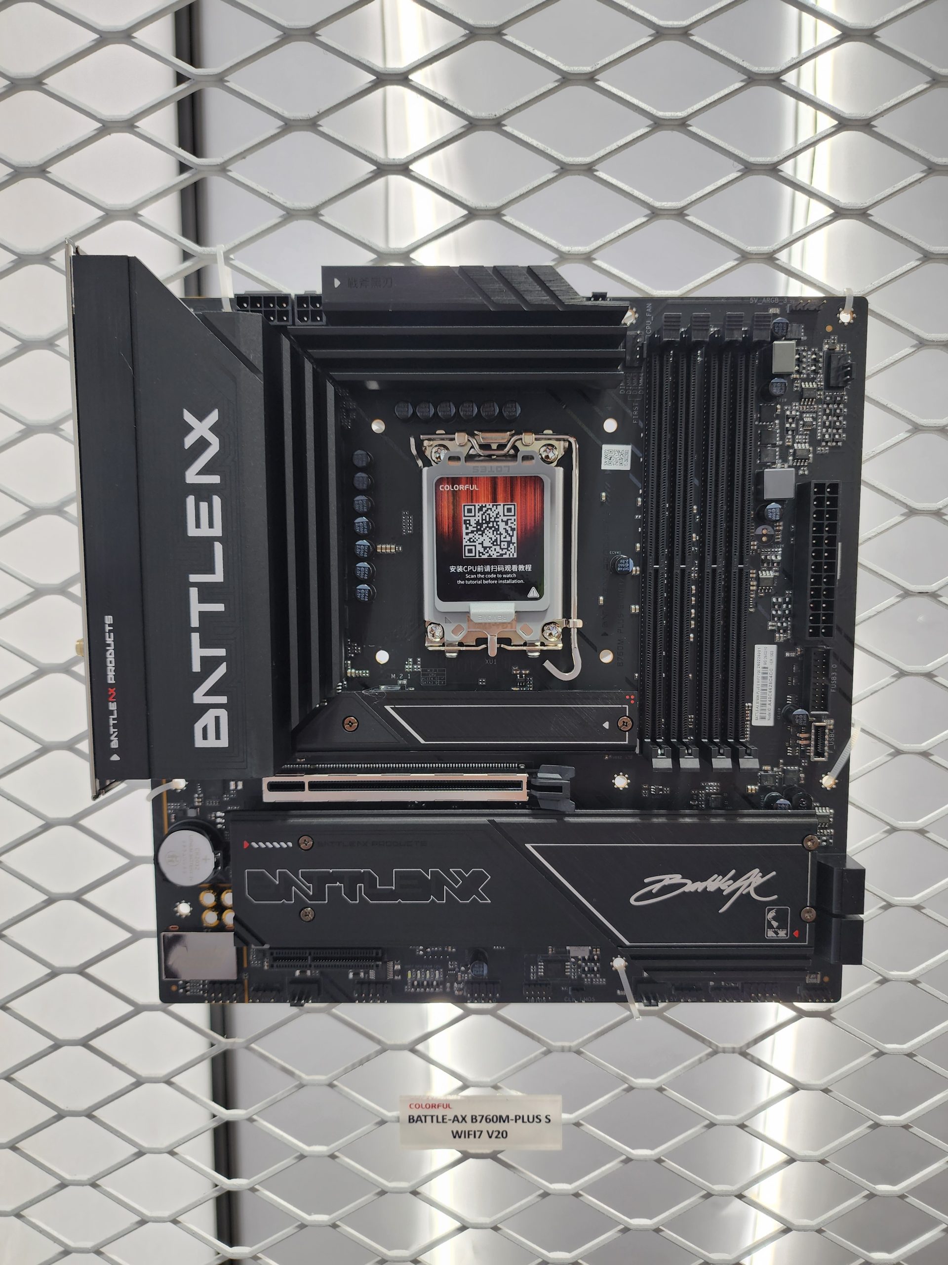 Colorful спростовує чутки про заборону RTX 5090 D v2, презентує Arcanix з двома 16-піновими роз'ємами та плату Vulcan White з заводським розгоном 22 Colorful спростовує чутки про заборону RTX 5090 D v2, презентує Arcanix з двома 16-піновими роз'ємами та плату Vulcan White з заводським розгоном 22