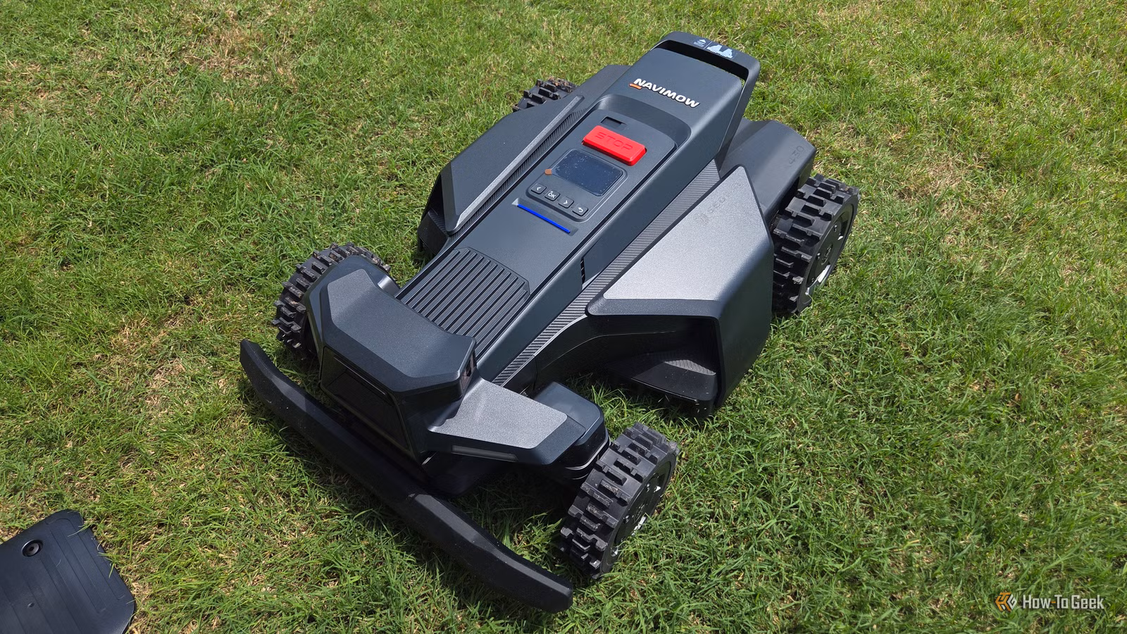 Segway Navimow X430: Розумний робот-газонокосар, що вражає функціоналом (і ціною) 1