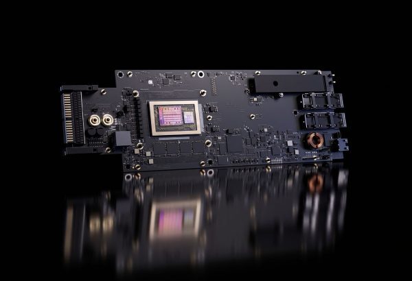 Графічні процесори NVIDIA для ШІ стикаються з вузьким місцем через перевантаження даних, але виробництво V10 NAND від Samsung для сховищ CMX наступного покоління може полегшити ситуацію, хоча й за рахунок галузі.