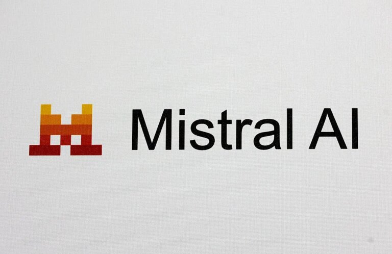 Що таке Mistral AI? Все, що потрібно знати про конкурента OpenAI 43 Що таке Mistral AI? Все, що потрібно знати про конкурента OpenAI 43