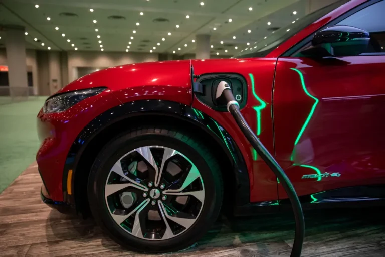 GM та Ford все менше говорять про електромобілі 30 GM та Ford все менше говорять про електромобілі 30
