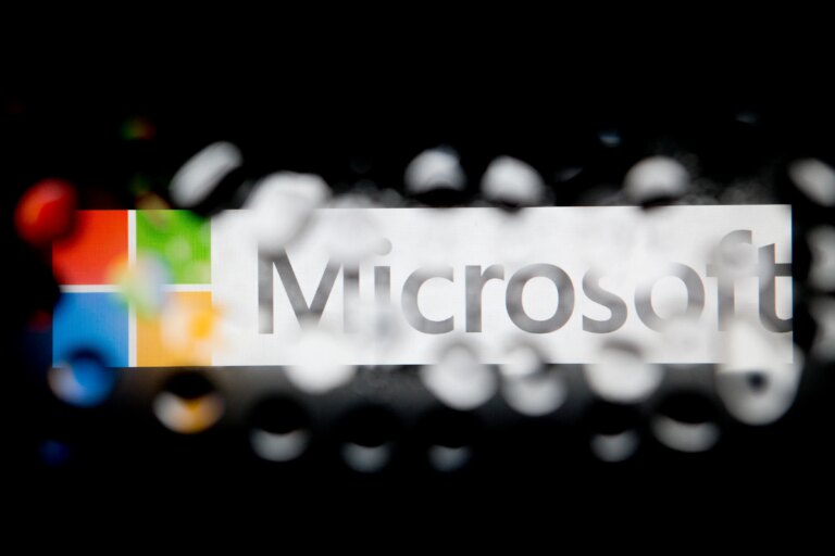 Microsoft скорочує майже 5000 співробітників: кого це торкнеться в Xbox та комерційних продажах 8 Microsoft скорочує майже 5000 співробітників: кого це торкнеться в Xbox та комерційних продажах 8