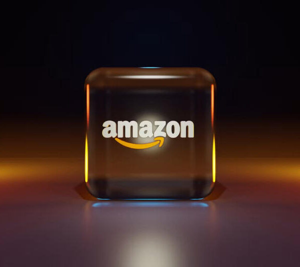 Amazon поставила на ШІ, але тепер скорочує його розробників