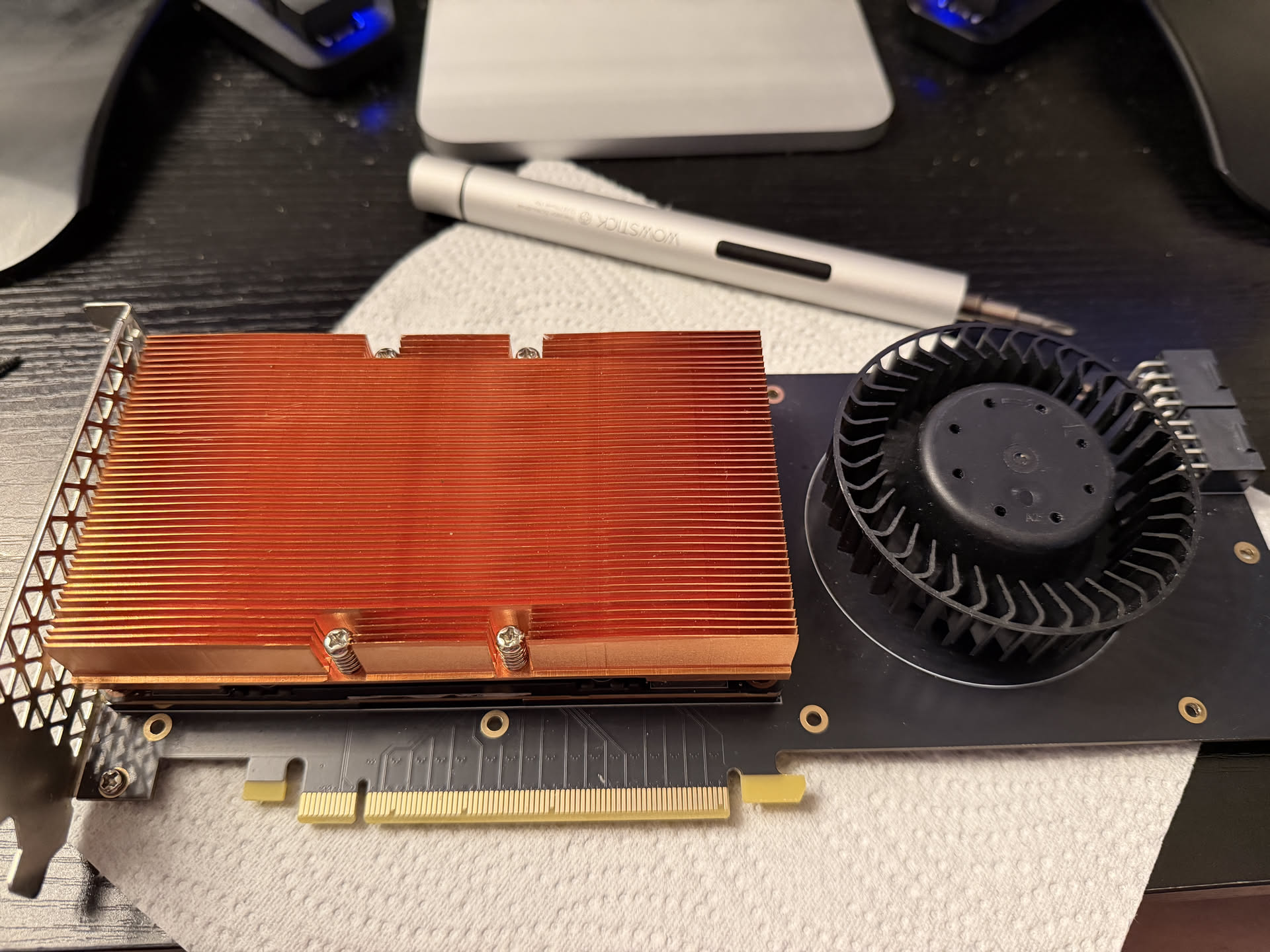Модифікація RTX 4080 для AAA-ігор виявилася недостатньою для роботи з LLM: моддер інтегрував NVIDIA Tesla V100 за копійки для запуску 27-мільярдних ШІ-моделей 4 Модифікація RTX 4080 для AAA-ігор виявилася недостатньою для роботи з LLM: моддер інтегрував NVIDIA Tesla V100 за копійки для запуску 27-мільярдних ШІ-моделей 4