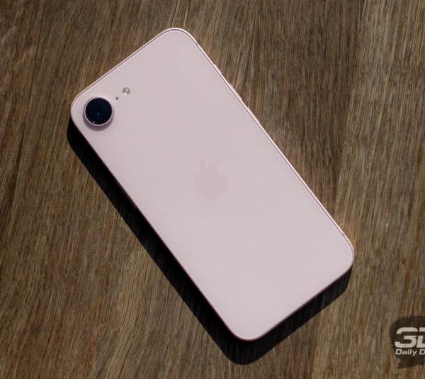 Світові продажі смартфонів впали на 6%, але Apple та Samsung захопили більшу частку ринку
