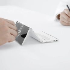 Концепт TECNO: Смартфон, що розширює межі неможливого, з екраном без рамок товщиною 0 мм 8