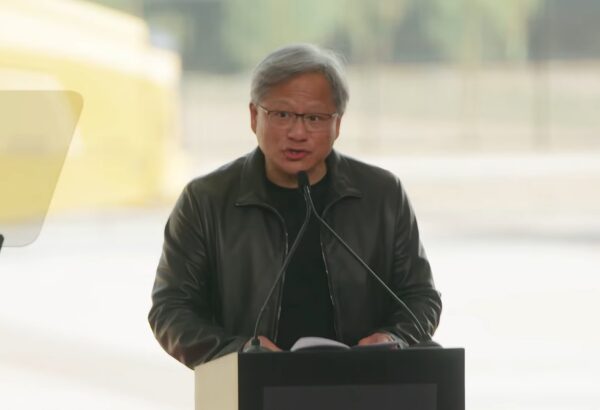 Дженсен Хуанг з NVIDIA вразив Японію своїм чарівним стилем: скуштував майже все, вигукуючи “Смакота!”