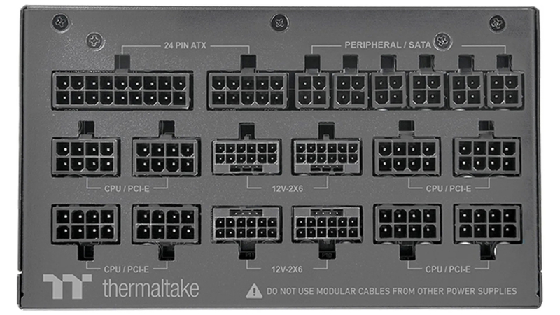  Thermaltake AX 3200W 
