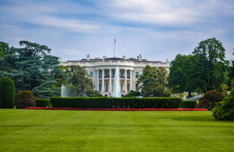 Трамп погрожує Європі «суттєвими митами» через багатомільярдний штраф Google 1