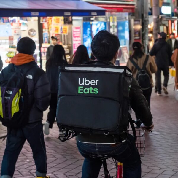 Угода Uber на $14,8 млрд з Delivery Hero майже подвоїть глобальний вплив компанії