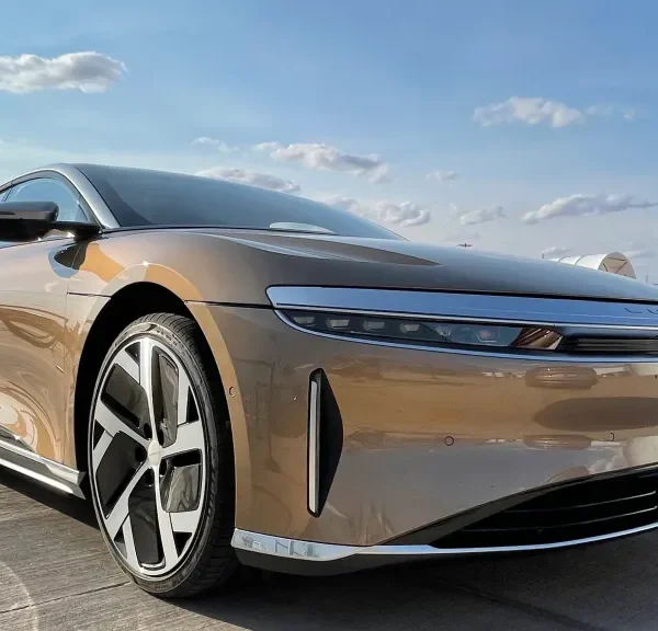 Саудівський принц вкладає 5% акцій Lucid Motors: стратегічний крок чи вигідна угода?