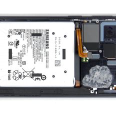 Samsung згортає Galaxy Z Flip: згортаний смартфон готовий забрати його зірку 3