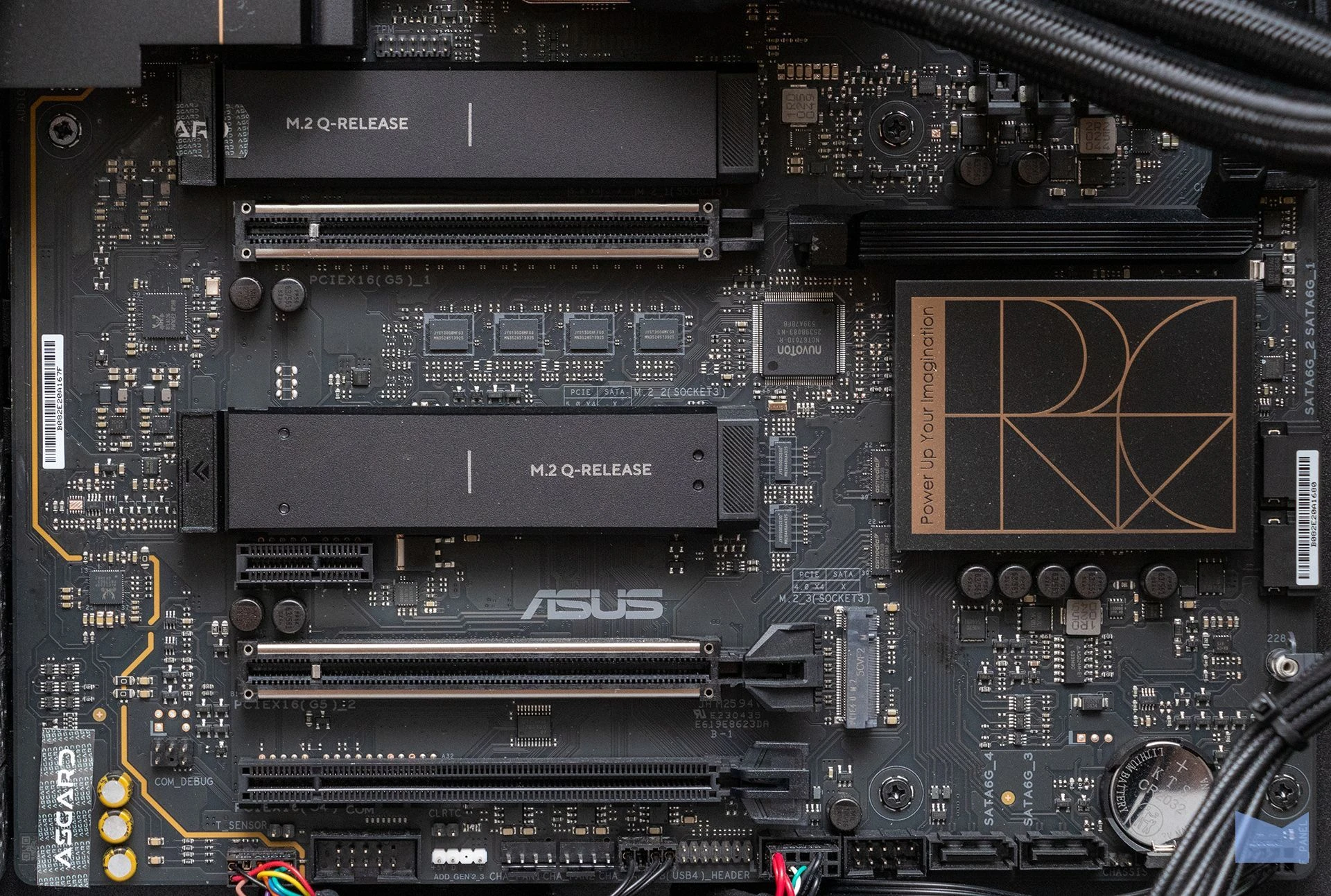 ASUS ProArt: ASGARD демонструє свою майстерність у робочій системі 4