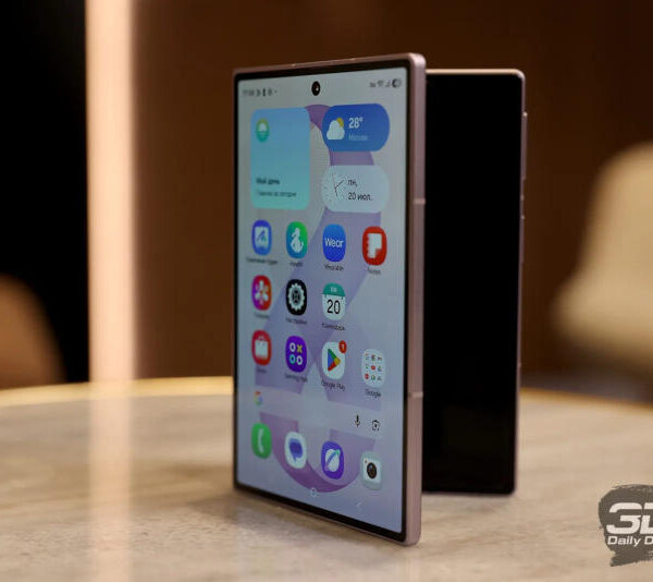 Samsung Galaxy Z Fold8: широкоформатний смартфон-книжка за ціною від 150 тис. гривень