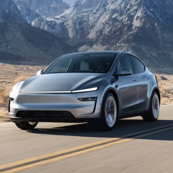 Tesla: вибухове зростання продажів у другому кварталі