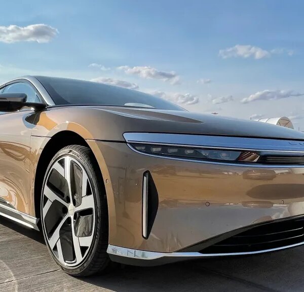 Фінансовий директор Lucid Motors пішов, поки новий CEO продовжує кадрові перестановки