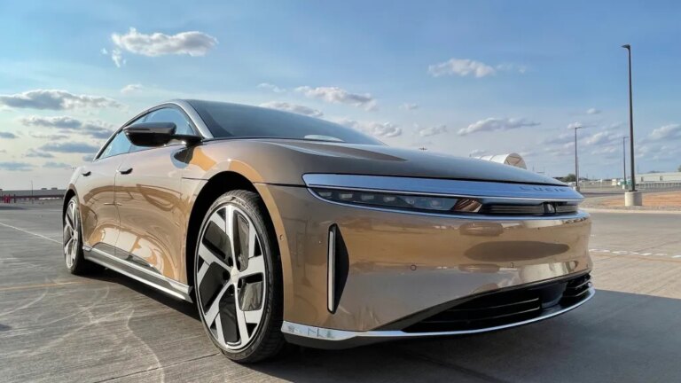 Фінансовий директор Lucid Motors пішов, поки новий CEO продовжує кадрові перестановки 17 Фінансовий директор Lucid Motors пішов, поки новий CEO продовжує кадрові перестановки 17
