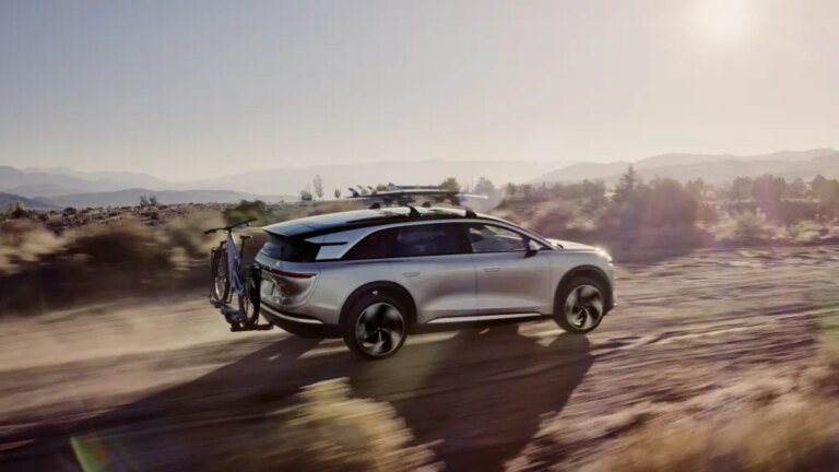 Lucid Motors: Новий CEO скорочує 18% команди для спрощення компанії 17 Lucid Motors: Новий CEO скорочує 18% команди для спрощення компанії 17
