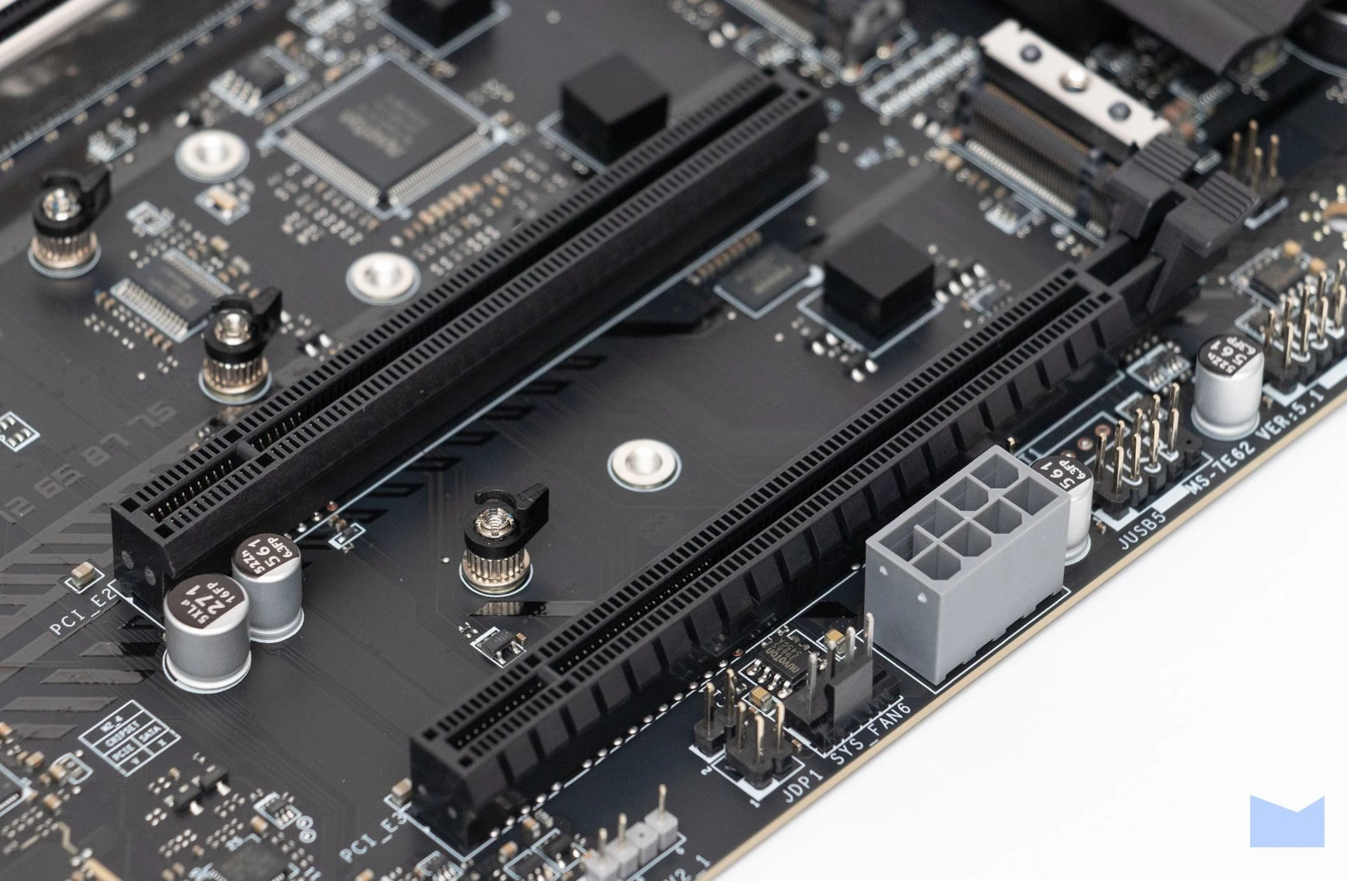 MSI MAG B850 TOMAHAWK MAX WIFI II: розвинене відчуття такту 13