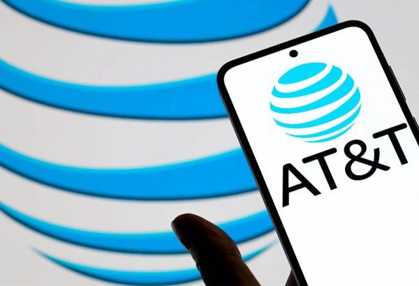 AI-манія AT&T: чому чат-бот Andi перетворює службу підтримки на пекло з “петлею смерті”