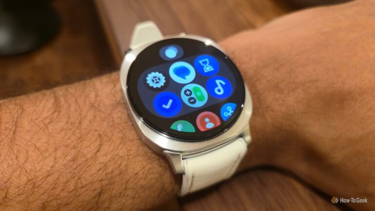Samsung обмежує потенціал Galaxy Watch: як смарт-годинник може керувати вашим домом, але не робить цього 57