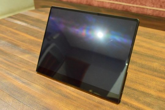 Uperfect GR14BU: Огляд портативного OLED-монітора з сенсорним екраном – маленький, але універсальний 16