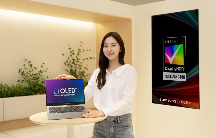 Samsung починає постачати OLED-панелі VESA DisplayHDR True Black 1400 для ноутбуків 1 Samsung починає постачати OLED-панелі VESA DisplayHDR True Black 1400 для ноутбуків 1