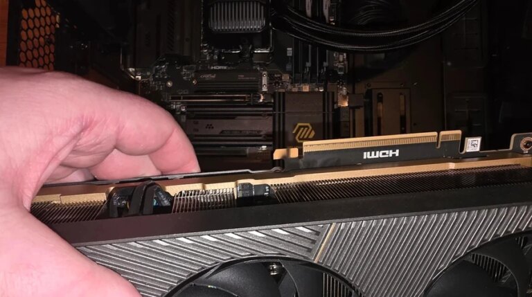 Zotac RTX 5090 загорілася через 5 хвилин в Assassin's Creed Black Flag Resynced 67 Zotac RTX 5090 загорілася через 5 хвилин в Assassin's Creed Black Flag Resynced 67
