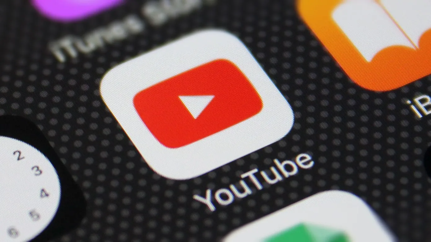 YouTube пояснює, якою буде політика щодо "шлакових" AI-відео та контенту, що викликає тривогу 1 YouTube пояснює, якою буде політика щодо "шлакових" AI-відео та контенту, що викликає тривогу 1