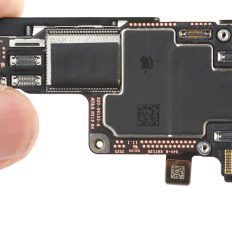Нова програма Apple: заощаджуйте до $547 на iPhone 17 Pro за $1099! 5