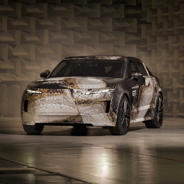 Range Rover випробовує нову формулу: що, якби ми створили не SUV?
