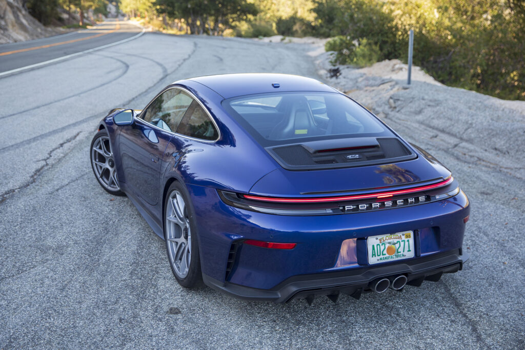 Porsche 911 GT3 Touring: потужність, що перевершує очікування 3