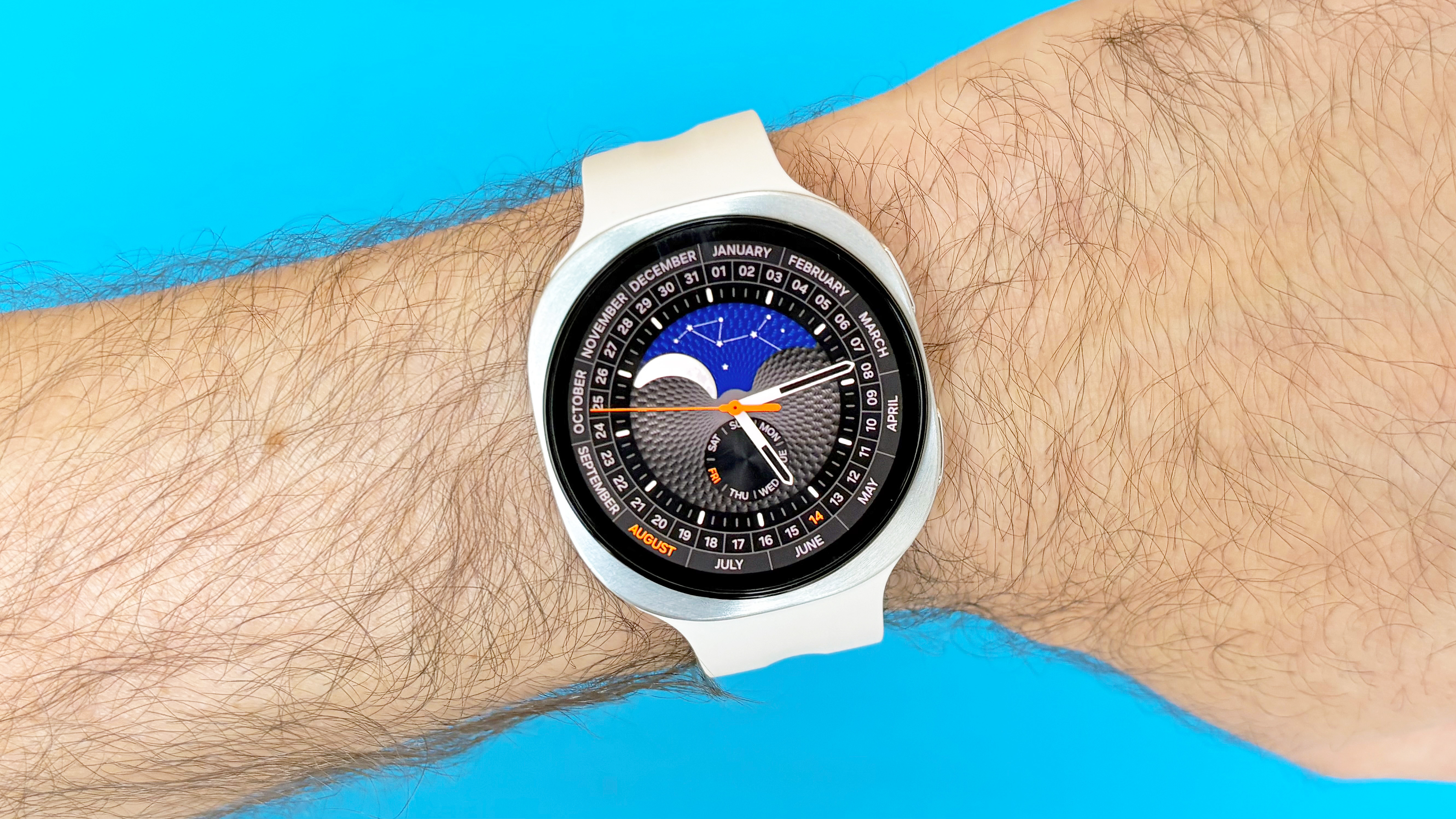 Pixel Watch 5 обійшов Samsung Galaxy Watch 9 у 4000 кроках: названо нового Android-чемпіона 4