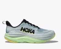 Біжи вигідно: Hoka, Brooks та Asics до 50% дешевше 17
