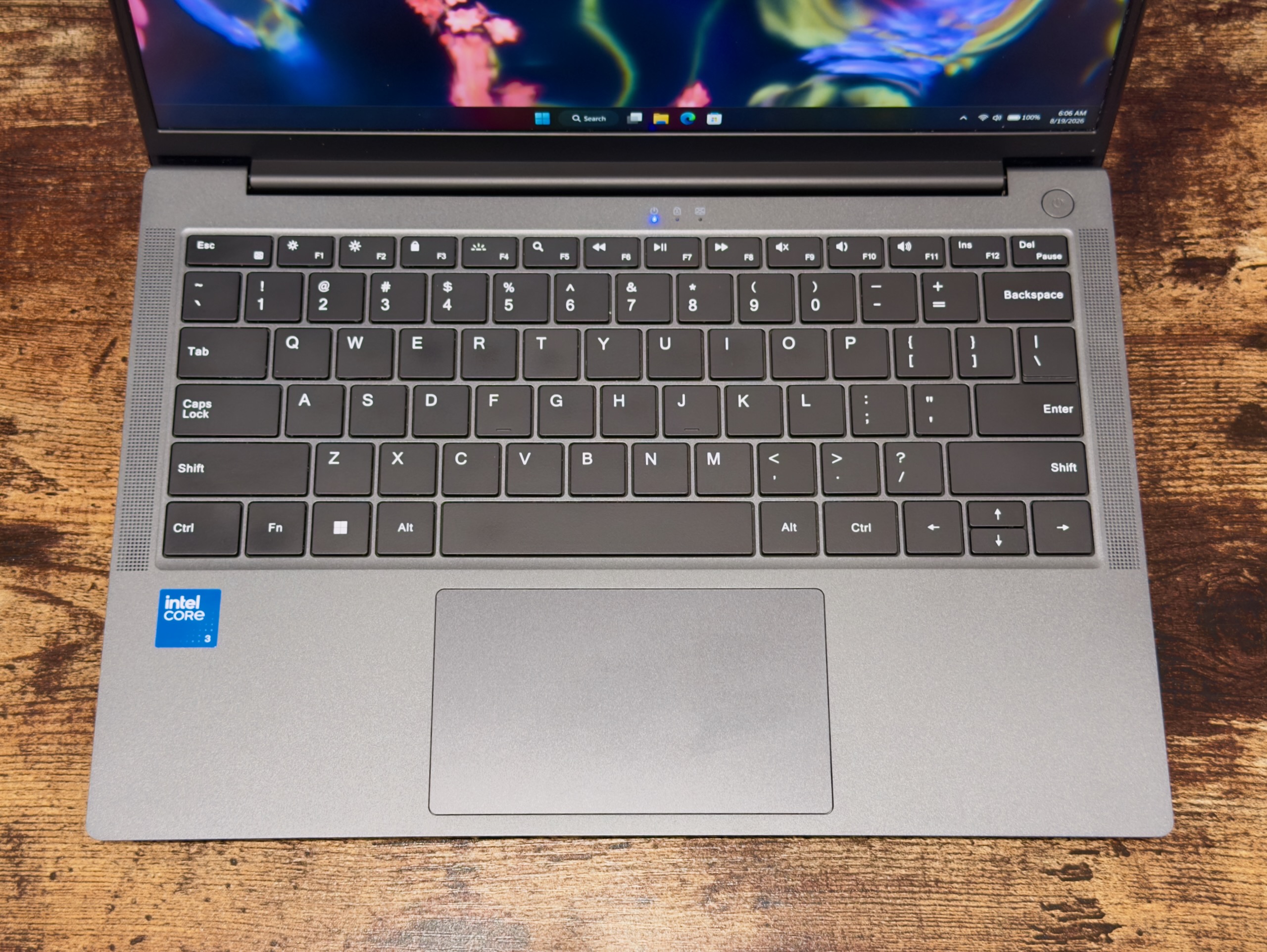 Chuwi Unibook: бюджетний ноутбук за $449, що наслідує MacBook 2