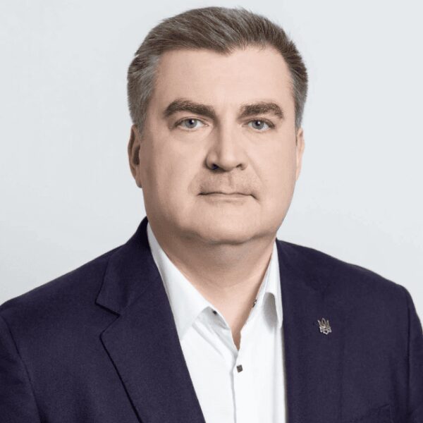 ПриватБанк запускає «ПриватПідписку» зі знижками на Netflix та Укрпошту
