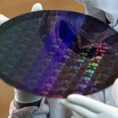 TSMC може обійти надлишок чипів Apple на $1 млрд, переорієнтувавши виробництво на ШІ, вважає тайванський аналітик 8