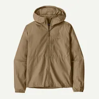 Patagonia: 15 знижок на куртки, фліси та худі від $40 11
