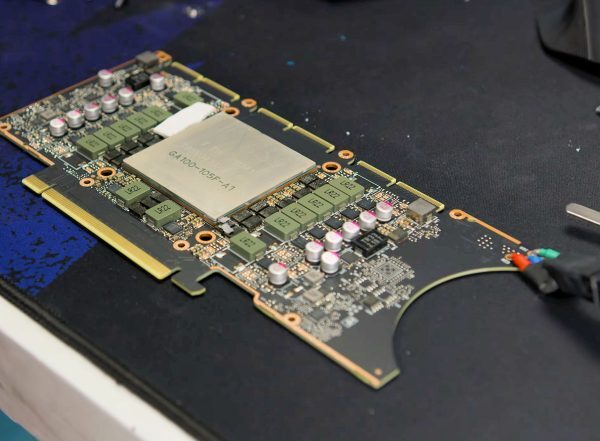 Ціни на NVIDIA CMP 170HX 8/10 ГБ злетіли до понад $1000 за ніч після того, як інструмент розблокував приховані 64/80 ГБ відеопам’яті
