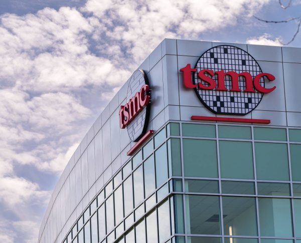 TSMC може обійти надлишок чипів Apple на $1 млрд, переорієнтувавши виробництво на ШІ, вважає тайванський аналітик