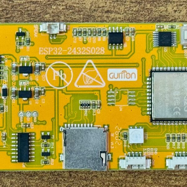 Жовтий дисплей для ESP32: доступне рішення для вашого наступного проєкту