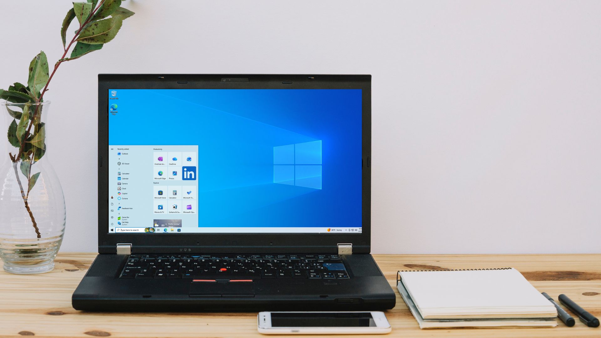 Windows 10 п’ять років потому: Microsoft не може змусити користувачів перейти на Windows 11 1 Windows 10 desktop